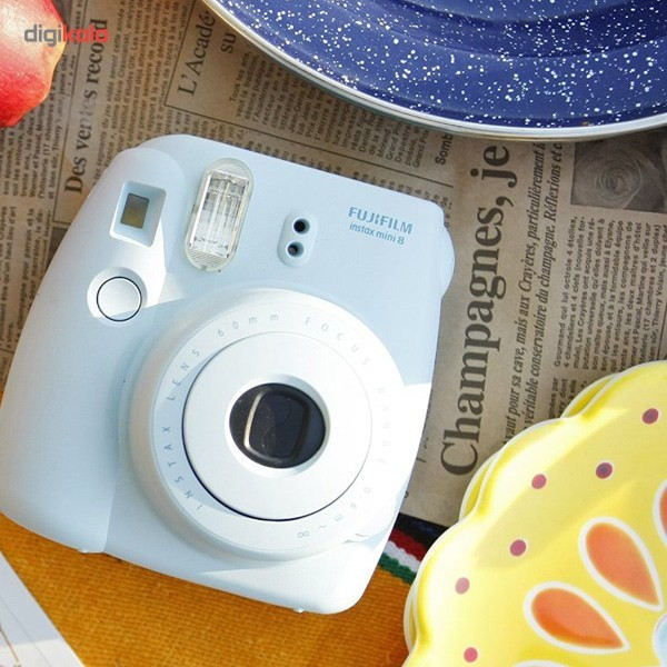 دوربین فوجی فیلم مدل Instax Mini 8    